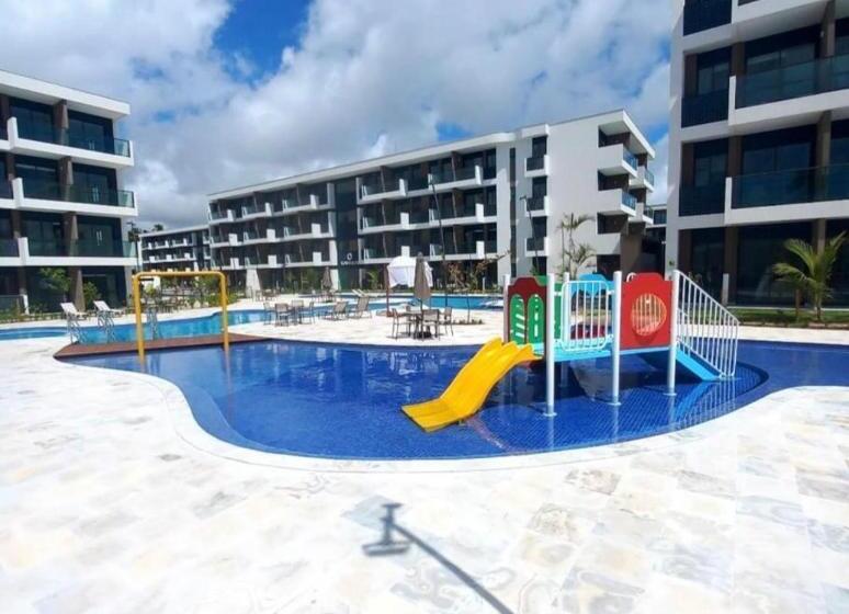 Makia Beach Experience D 211 Muro Alto