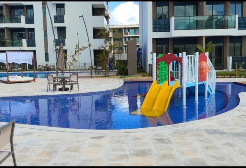 Makia Beach Experience D 211 Muro Alto