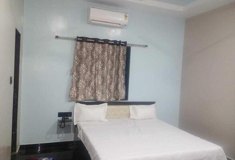 Oyo Hotel Raj Guest House