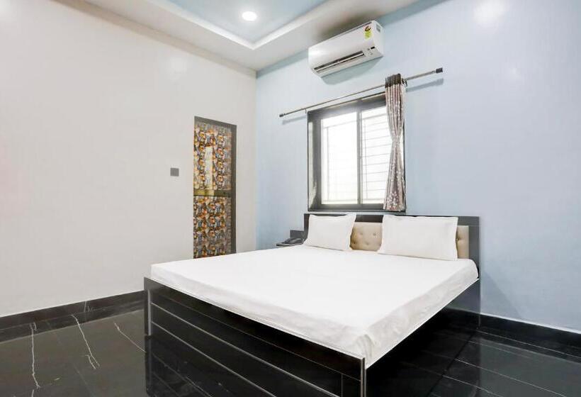 Oyo Hotel Raj Guest House