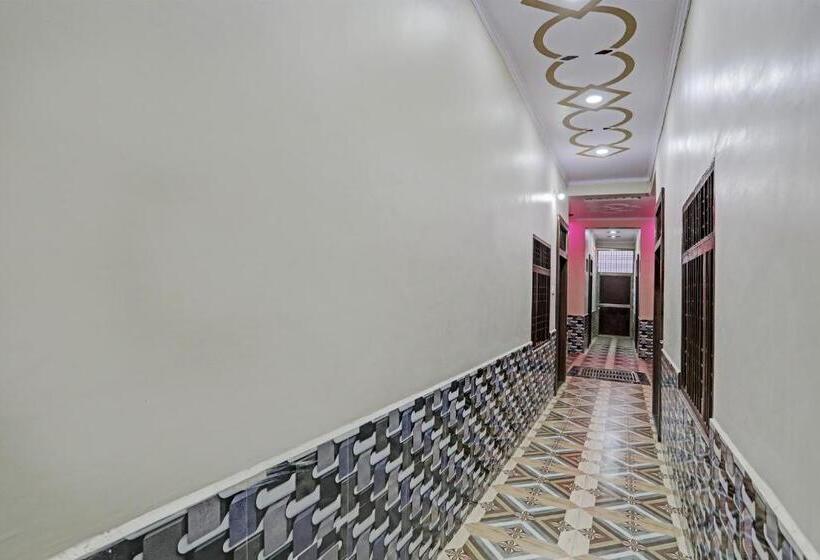 Oyo Mayur Hotel & Guest House