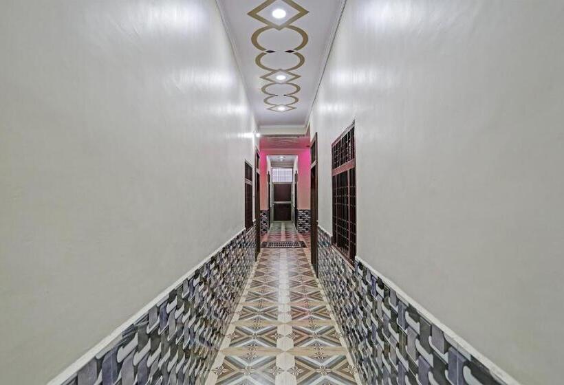 Oyo Mayur Hotel & Guest House