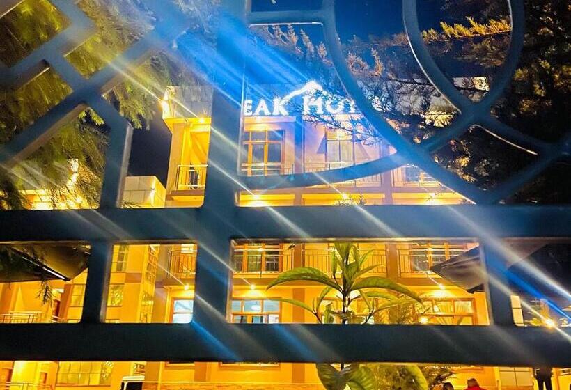 Peak Hotel Karatu