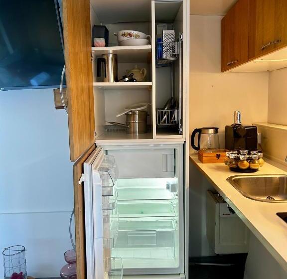 Пансион Amazing Guesthouse In Broek In Waterland