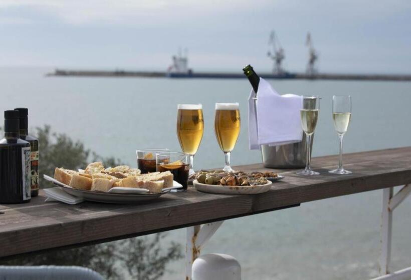 פנסיון Bahía De Montecarlo