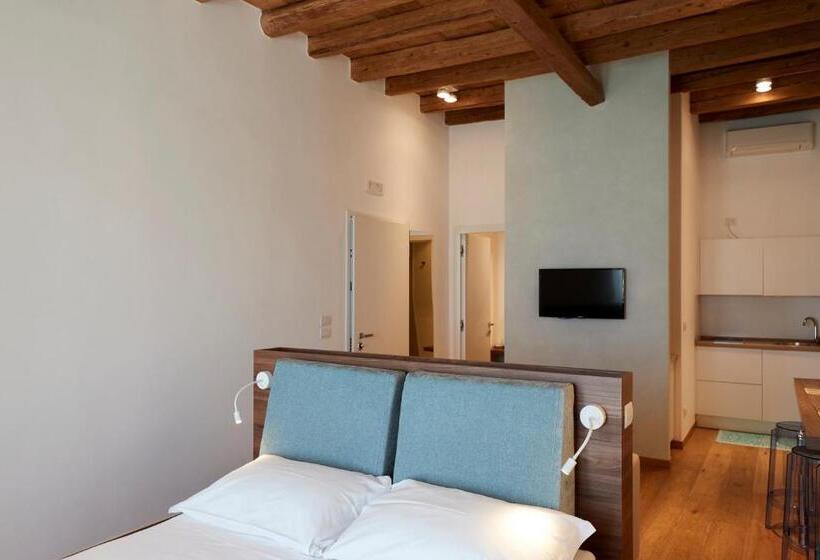پانسیون B&b Suite Home Trani Port View