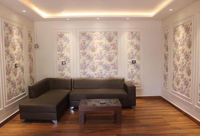 ペンション Birsha Munda Guest House