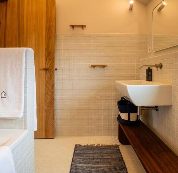 膳宿费 The Blue House Azores