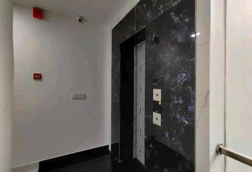 ペンション Boutique Hotel Blue Shine Noida