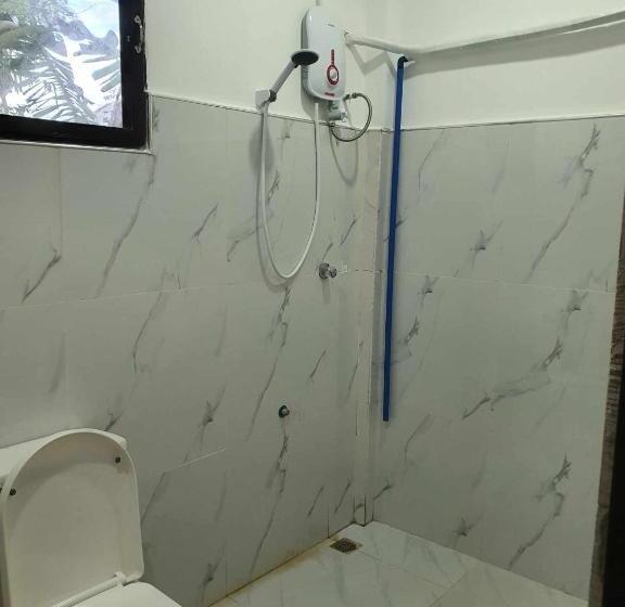 פנסיון Chery S Guesthouse