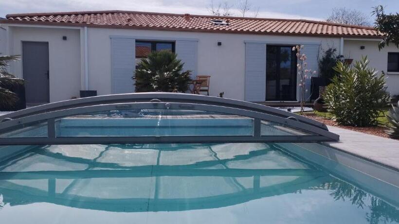 פנסיון Claire & Co Chambre D Hôtes