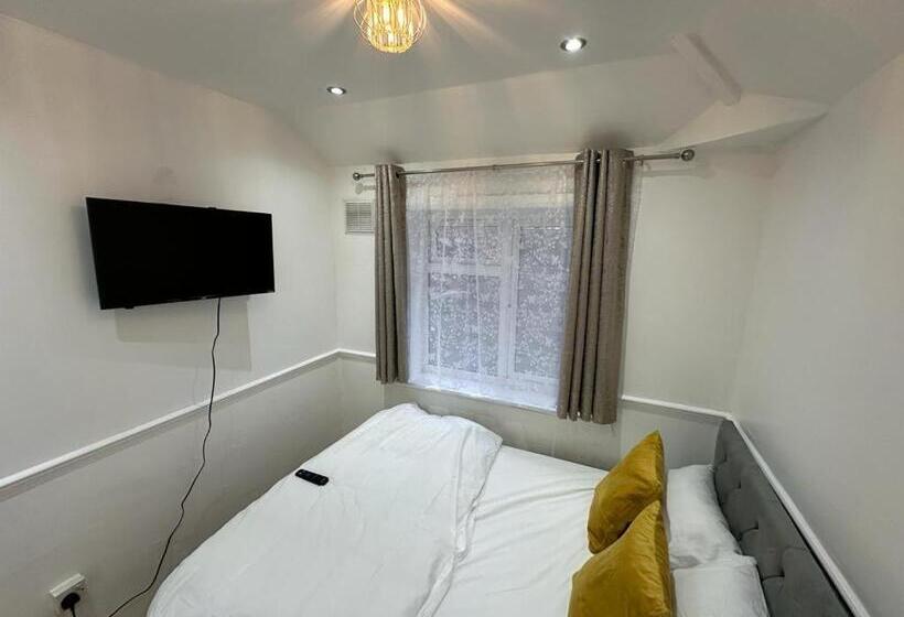 膳宿费 Cosy Smart/small Double Room In Keedonwood Road Bromley