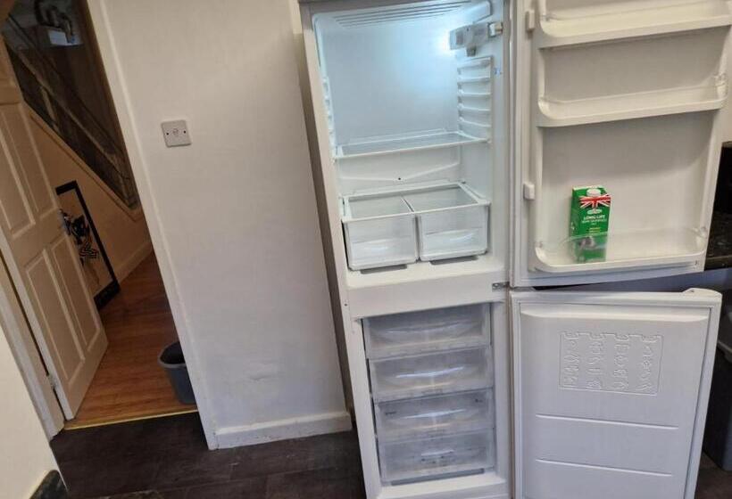 بنسيون Cozy Room A @ Shiremoor