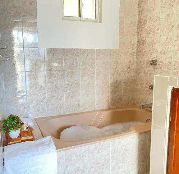 Пансион De La Rosa Home