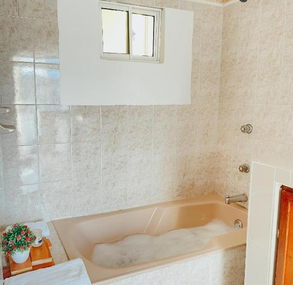 Пансион De La Rosa Home