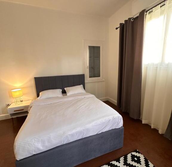 پانسیون Economy Room In Downtown