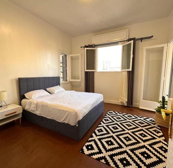 پانسیون Economy Room In Downtown