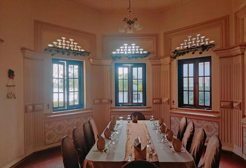 Пансион Grand Colonial Viveka