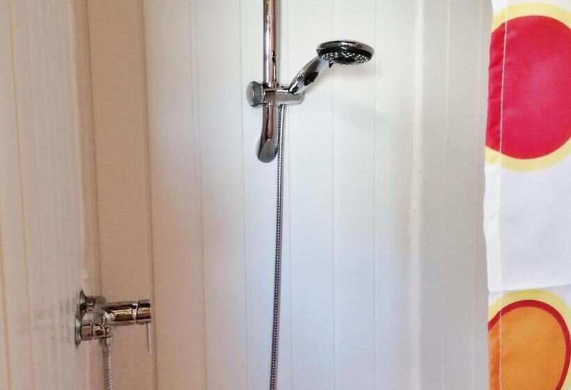 膳宿费 Cabane Perchée Avec Terrasses, Salle De Bain, Kitchenette, Petit Déjeuner Inclus Et Accès Piscine