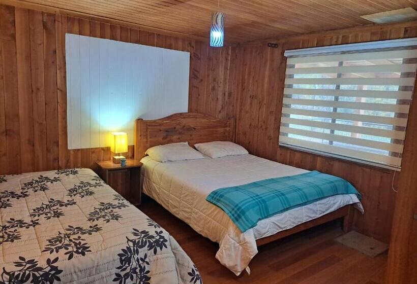 بنسيون Hostal Carhuello