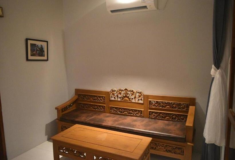 펜션 Ketut Joglo Guest House