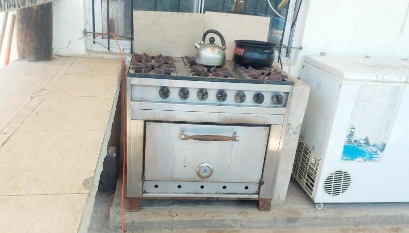 膳宿费 Los Cuatro Elementos