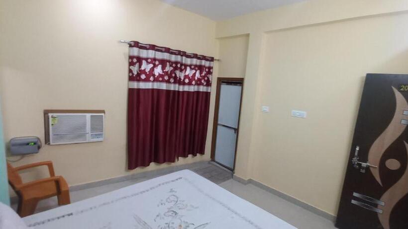 Pension Manohar Bhawan