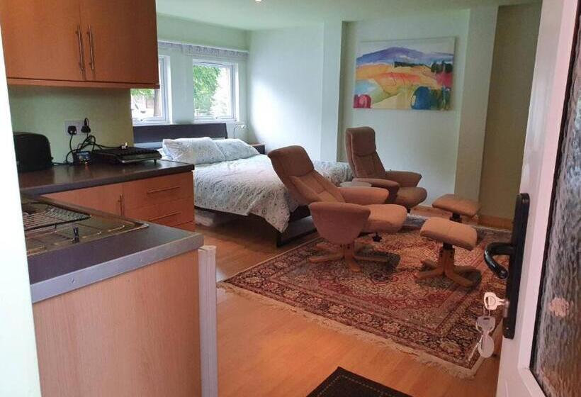 بنسيون Peace And Quiet On The Limes