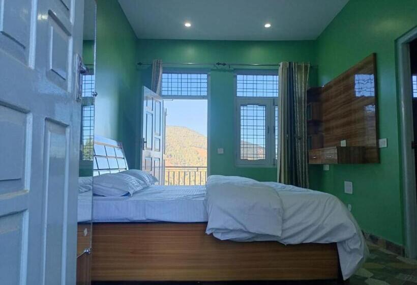 ペンション Pineview Orchard