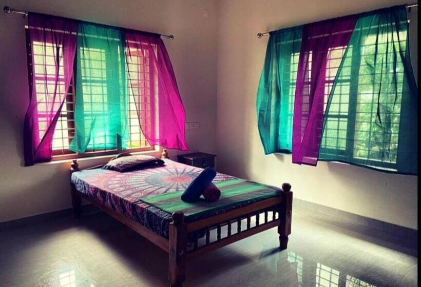 펜션 Chaithanya Apartment For Indian Only