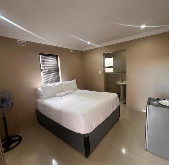 פנסיון Roadview Suites