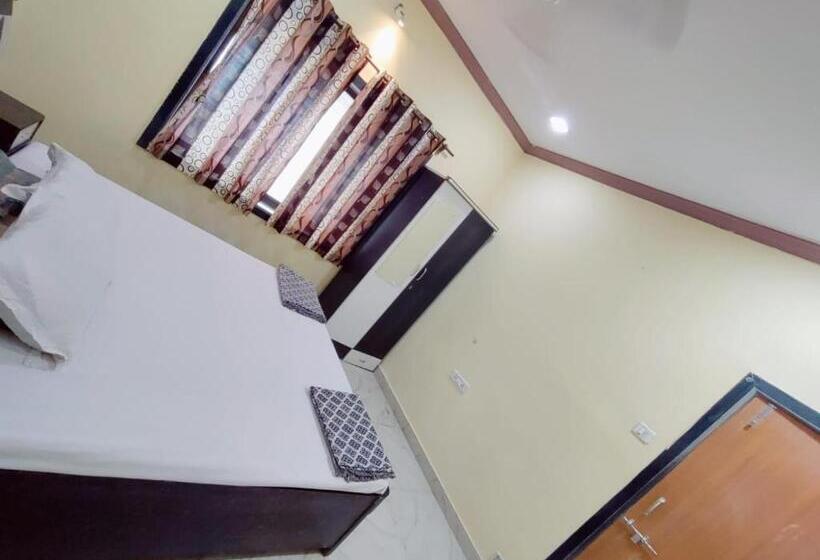 פנסיון Seaview