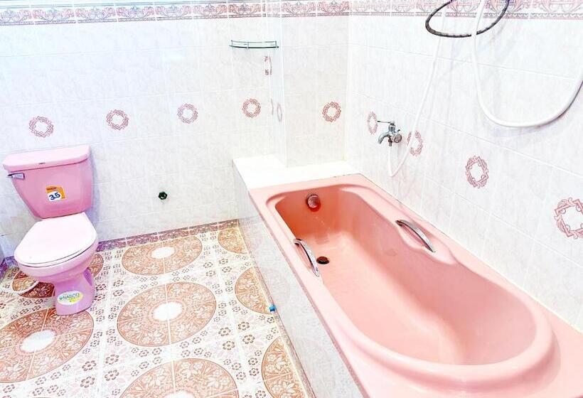 펜션 Somros Kohkong Guesthouse