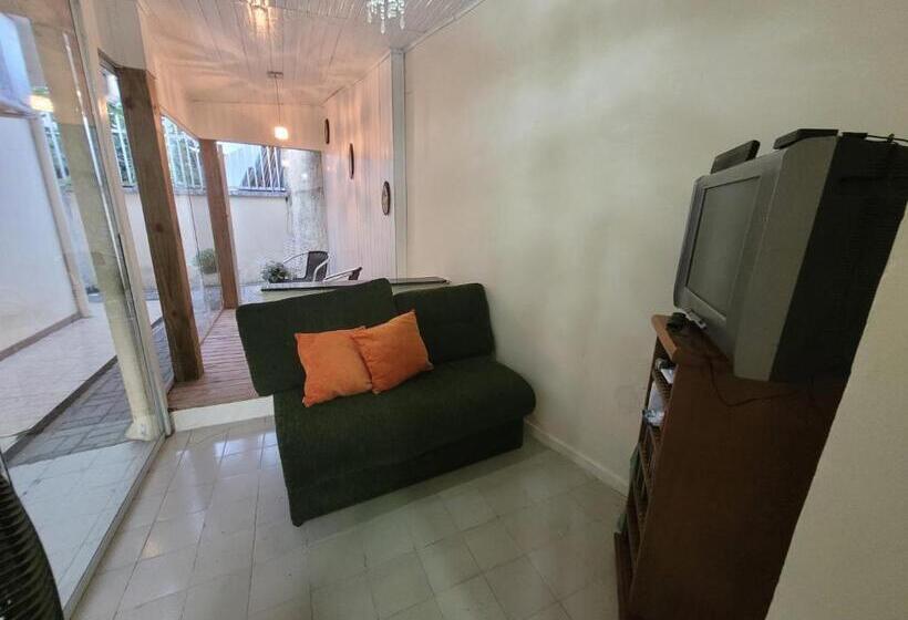 פנסיון Suíte 2 Com Sala