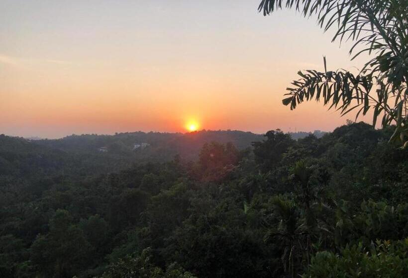 بنسيون Swarga Homestay