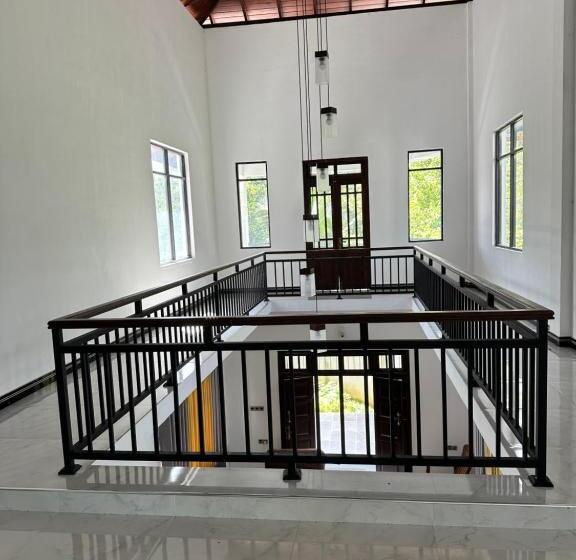 ペンション The Kandyan Secret Villa   Free Pick Up From Kandy Railway Station