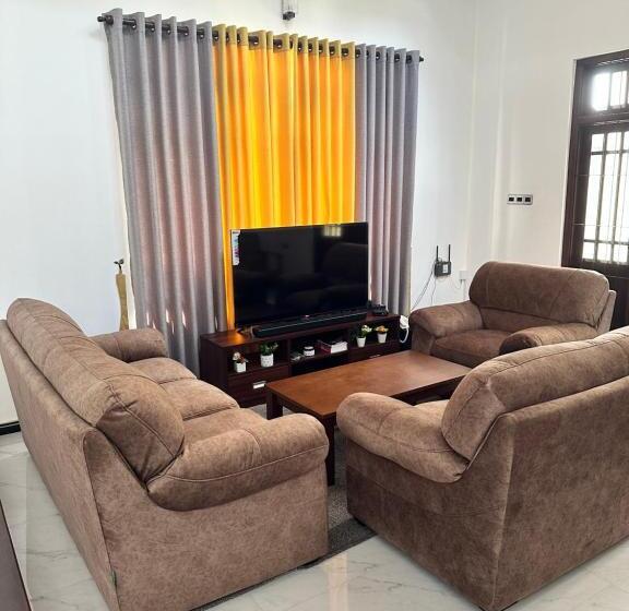 ペンション The Kandyan Secret Villa   Free Pick Up From Kandy Railway Station