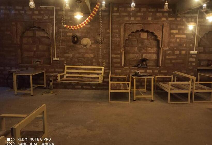 بنسيون Shangri La Heritage Home Stay