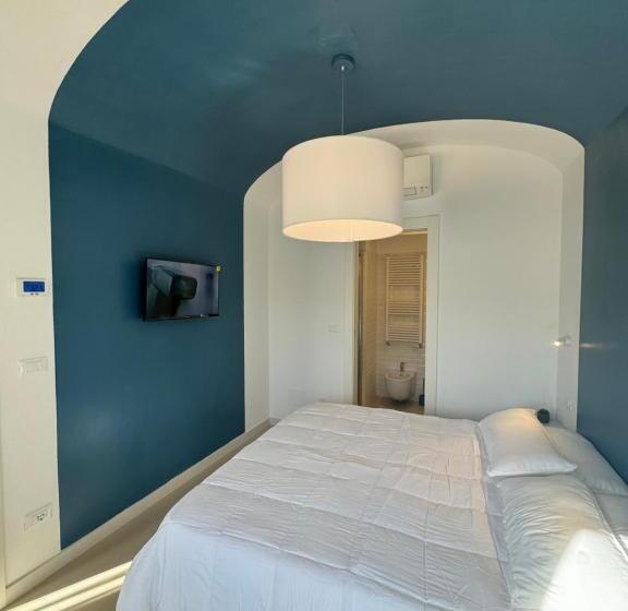 Пансион Titti Guest House