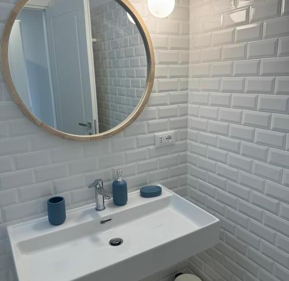 Пансион Titti Guest House