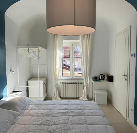 Пансион Titti Guest House