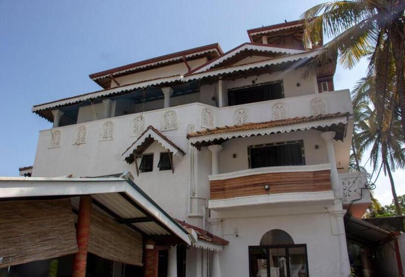 ペンション Varinias Beach Villa