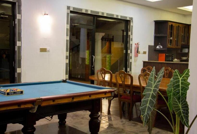 ペンション Varinias Beach Villa