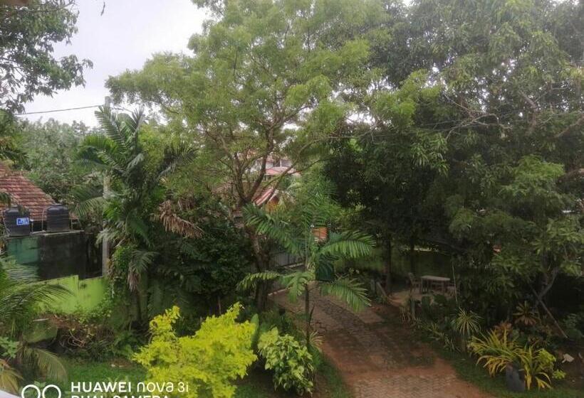 펜션 Villa7 Weligama