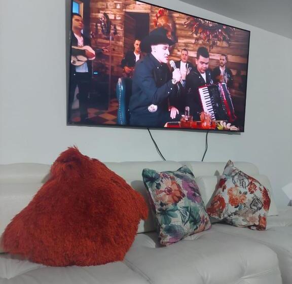 膳宿费 Vivento Habitaciones En Exclusivo Barrio Estrato 6 Frente Al Cc Campanario