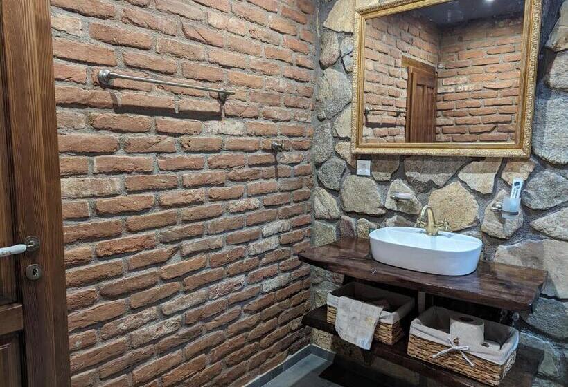 استراحتگاه Kompleks Etno Luks