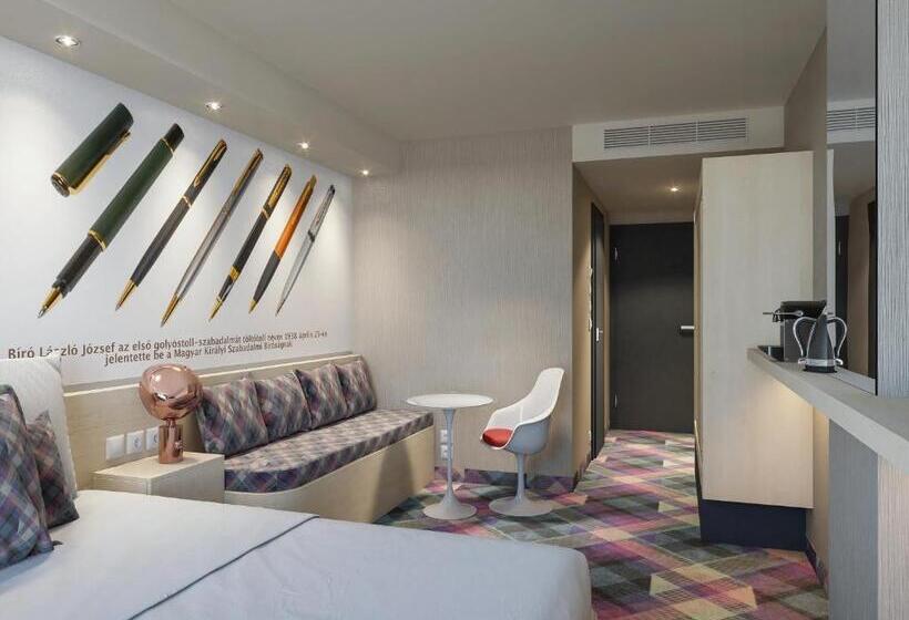 Science Hotel Prémium