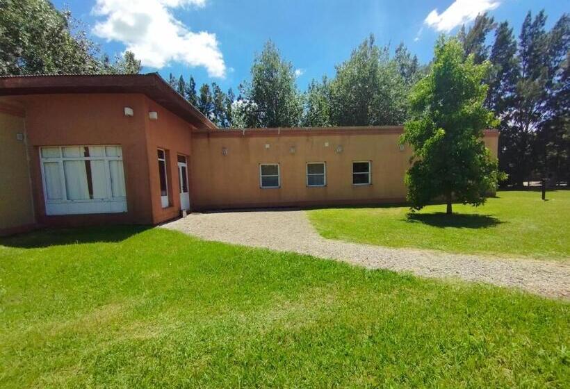 Verónica Lawn Tennis Hotel & Resto