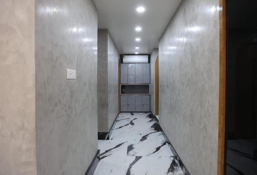 Xcelsior Hotel & Spa