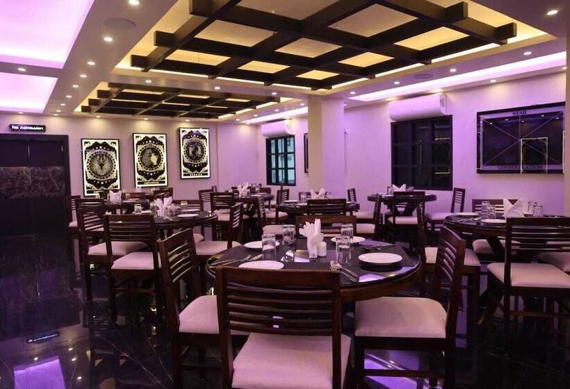 Xcelsior Hotel & Spa